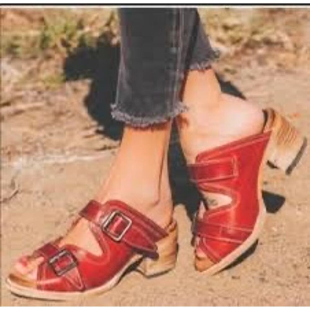FREEBIRD Red Leather Caprice Buckle Detail Open Toe Sandal Block Heel size 10